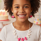 Necklace and earrings set with heart-shaped beads 